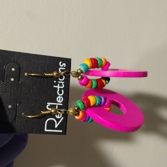 Women's Stylish Gold tone Colorful Pink Beaded Hoop Drop Dangle Earrings, 2.5-in - Picture 3 of 5